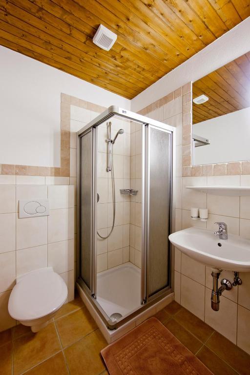 Appartements Strobl Hopfgarten im Brixental Zimmer foto